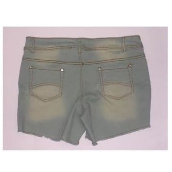 BONGO JUNIOR'S OMBRE FRAYED DENIM SHORTS - 13 MINT (NEW WITH TAGS) - Picture 2 of 4